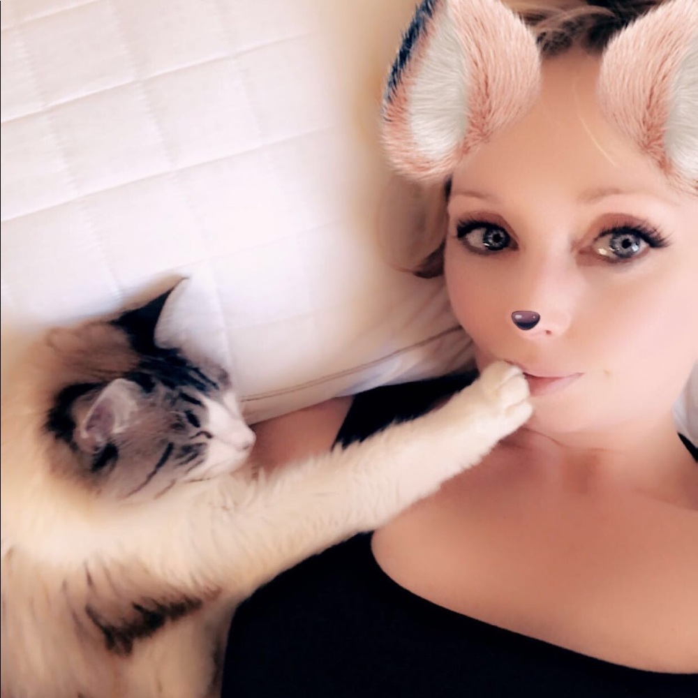 Meet your Posher, Mochi Marie